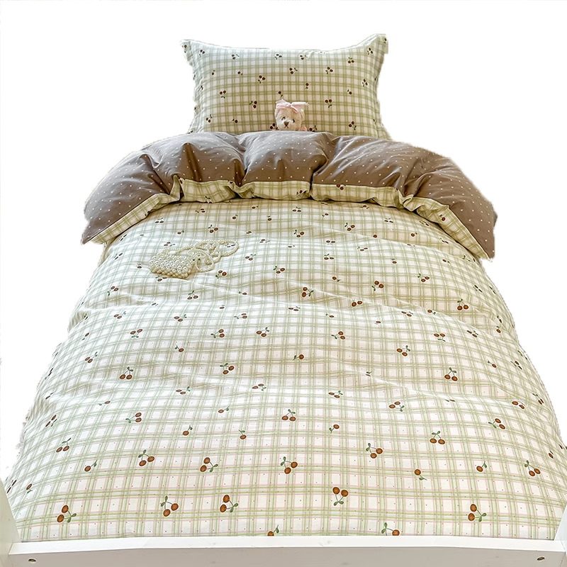 Cama fresca pequeña de cuatro piezas de algodón puro 2025 nuevo estilo dormitorio de estudiantes universitarios sábana edredón ropa de cama de tres piezas