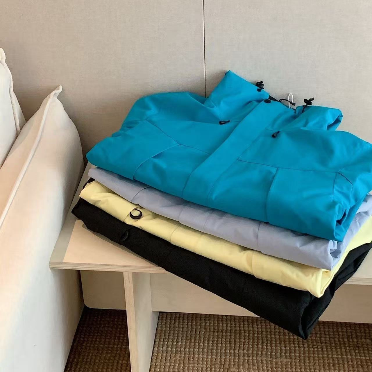 bh7981 Camel brand autumn collection: a 16-color couple's 3-in-1 windproof and waterproof jacket that can be worn alone or layered