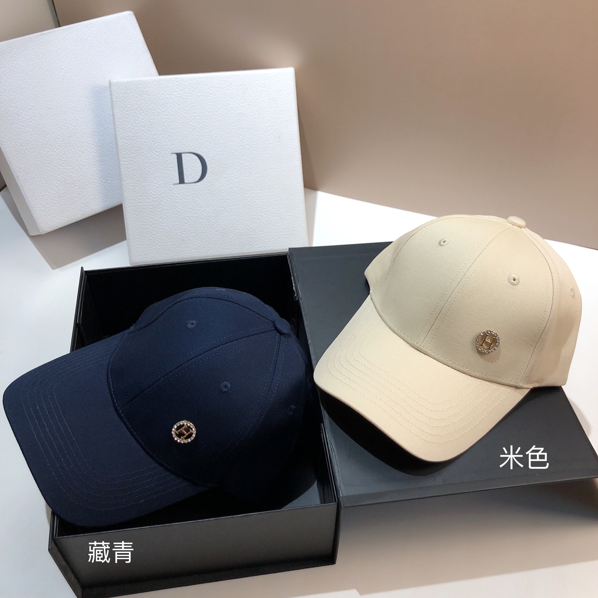 高品质棉质硬顶H棒球帽供应实体精品店青年情侣鸭舌帽户外运动帽