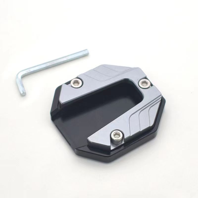 Suministro aleación de aluminio de primera mano coche eléctrico almohadilla de soporte de pie ensanchado patineta pedal de la batería motocicleta bicicleta cubierta de soporte de un solo lado