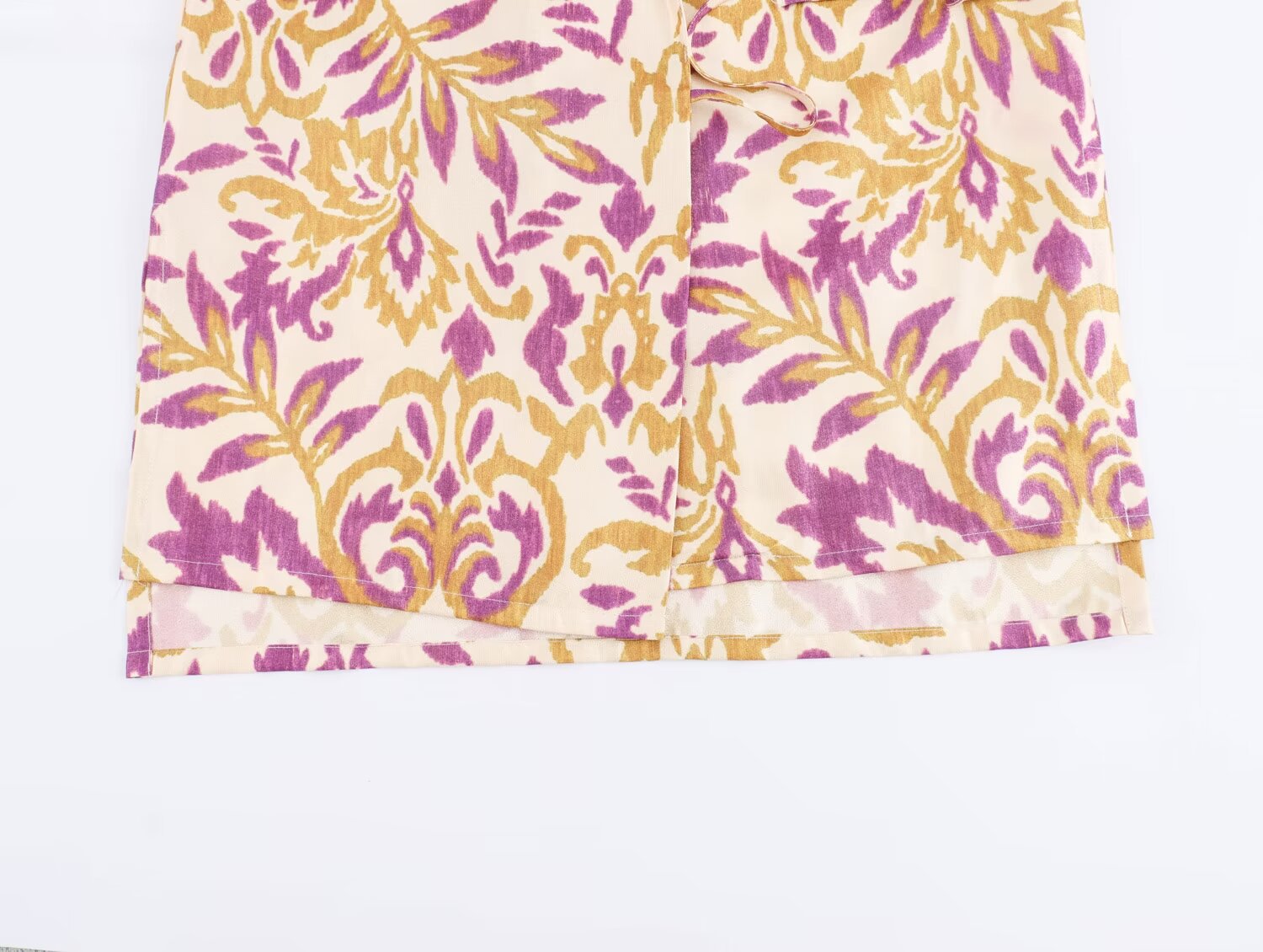 Damenbekleidung Herbst 2024, neues Anzug- und Hosenset mit Metalldraht-Print_voghion.com