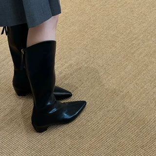 秋季瘦腿靴韩版方头骑士靴女2026秋冬新款显瘦高筒靴不过膝时装靴