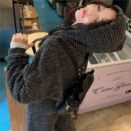 条纹春秋两件套连帽宽松感时尚休闲卫衣显瘦运动服女套装设计大码
