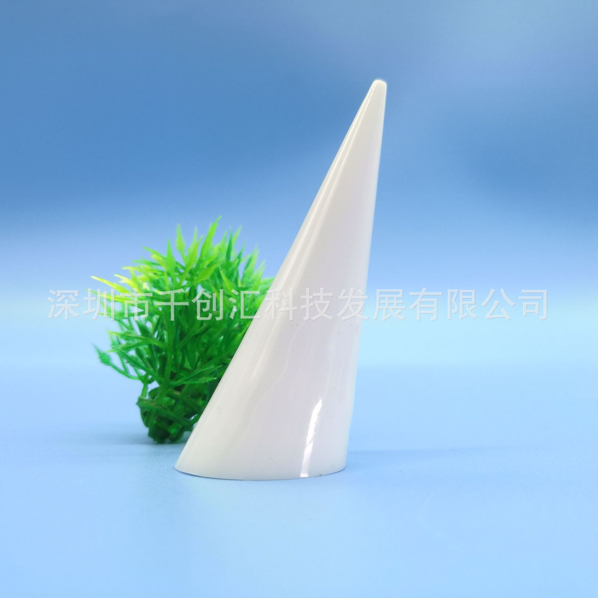 Stand, plastic ring
