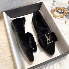 Fuzzy Shoes for Women: Autumn/Winter Outerwear, Flat-Soled Mink Fur Shoes, Internet-Famous Fleece-Lined Cotton Loafers, Plus-Size Warm Shoes in Size 41–43