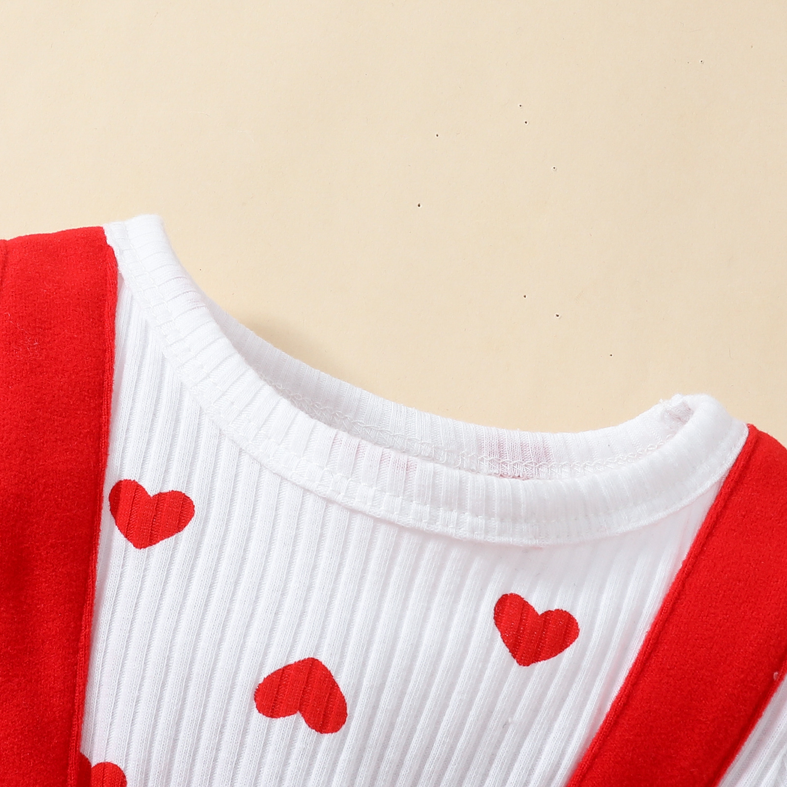 213g Weight Romper Children's Clothing Type Cotton Fabric Type Bodysuits Tops Type Baby(0-2Years) Age Group Regular Fit Fit Type Valentine'S Day Festival Heart Shape Pattern Spring, Autumn Season Girl'S Gender Cute Style Valentine'S Day Cute Heart Shape Cotton Baby Rompers 4