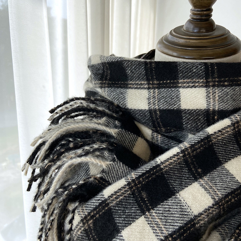 Sciarpa acclamata da donna 2023 Autunno Inverno Nuovo giapponese coreano Dolce e caldo Scialle con nappa Coppia di studenti Medio lungo_voghion.com