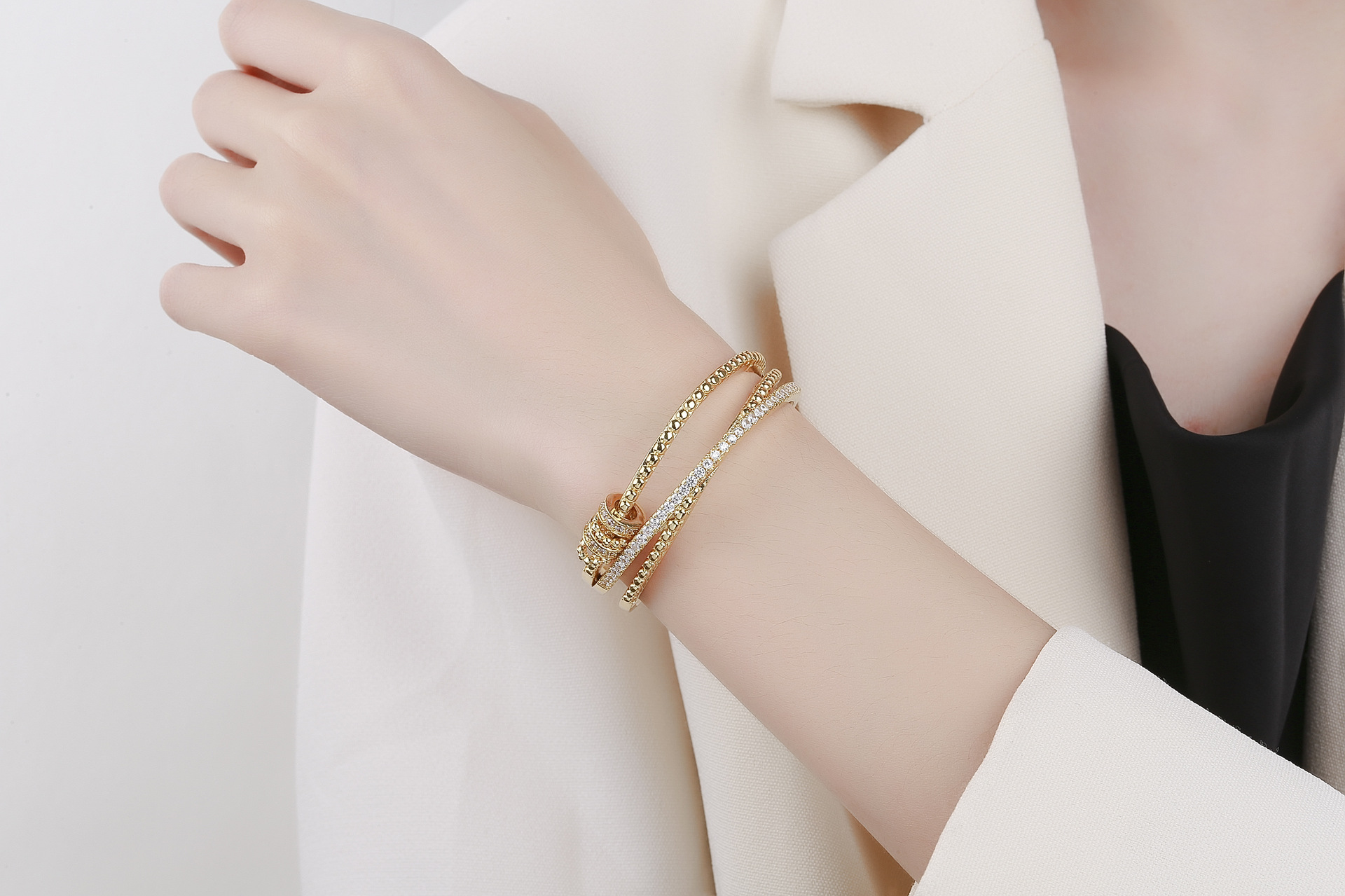 Retro Geometric Copper Criss Cross Zircon Bangle