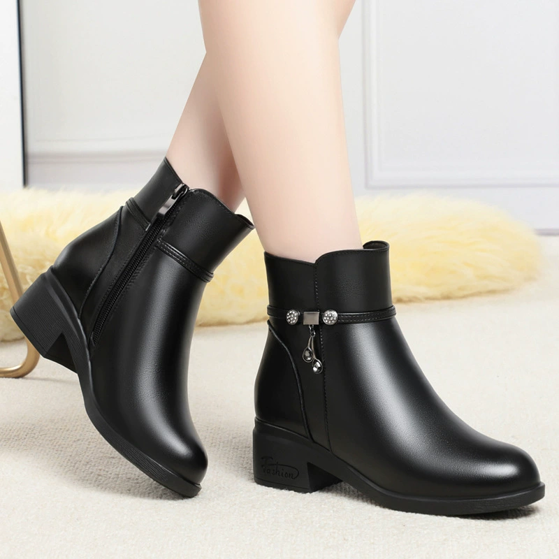 Женская зимняя обувь на флисовой подкладке, женская кожаная обувь, обувь для мам, обувь на хлопковой подкладке, женские кожаные короткие сапоги на массивном каблуке и среднем каблуке, зимние сапоги, шерстяные женские сапоги