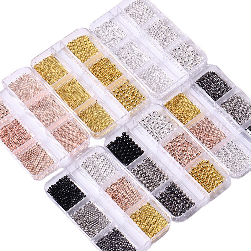 Accesorios de uñas transfronterizos al por mayor 6-grid nail aleación de acero cuentas oro plata tamaño mezclado decoraciones de uñas al por mayor