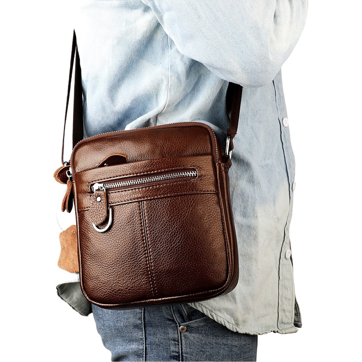 Amazon cross-border wholesale genuine leather men's bag first layer cowhide large capacity casual shoulder bag messenger bag one-piece delivery