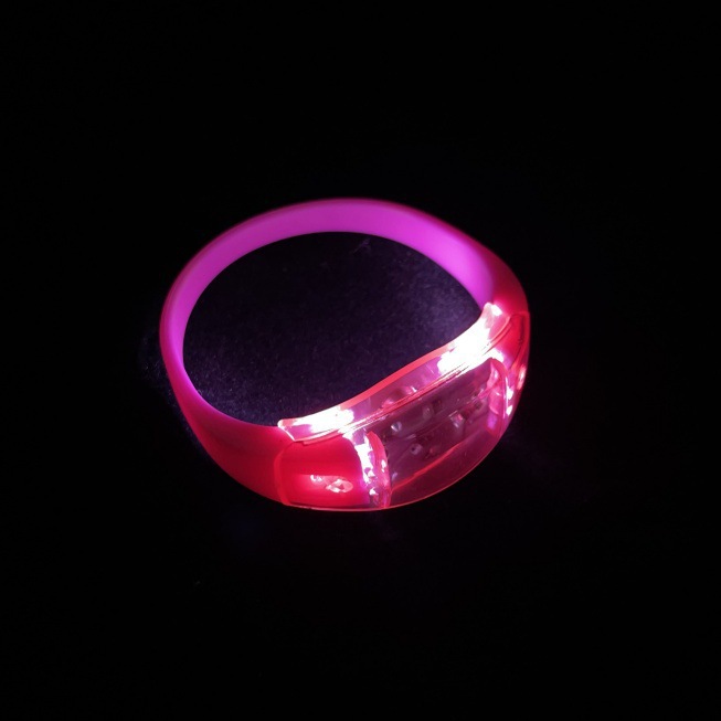 Fabricantes LED al por mayor pulsera luminosa pulsera electrónica barra de concierto KTV fiesta debe ayudar a los props