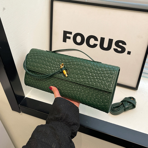 Cross-border foreign trade 2025 new woven evening bag, baguette bag, accordion bag, horizontal hand-held single shoulder cross-body bag