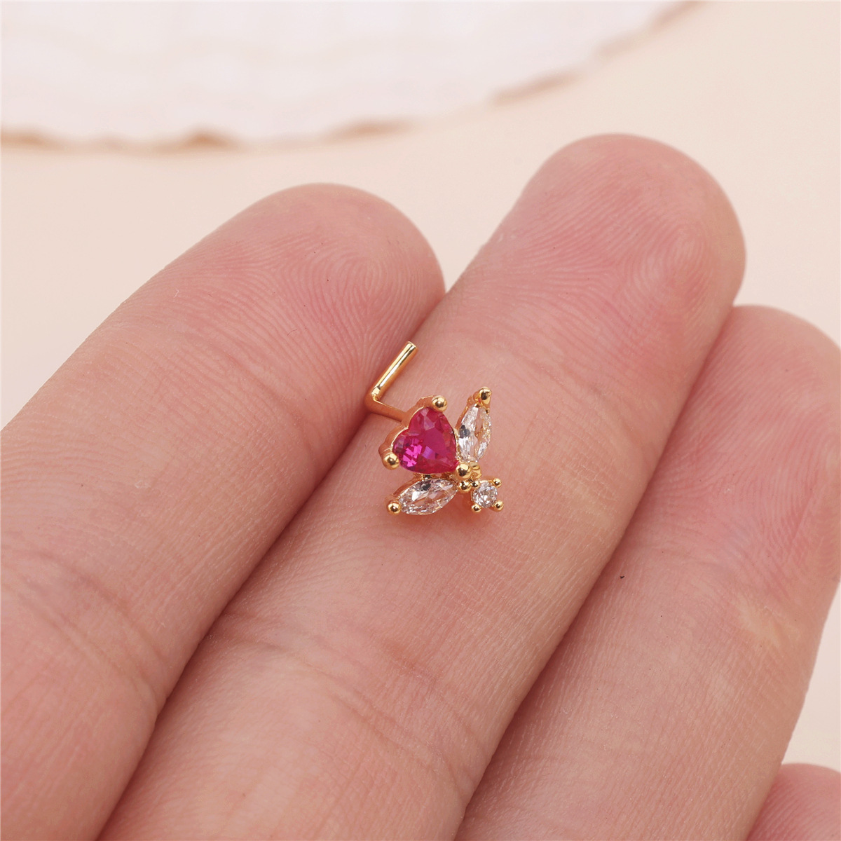 All Seasons Season 1 Piece Nose Rings & Studs Vacation Simple Style Heart Shape Flower Copper Inlay Zircon Nose Rings & Studs Nose Pin