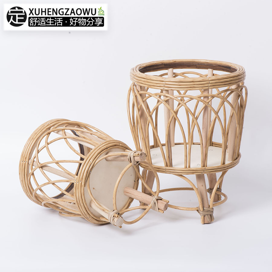 Pequeño pedido de estilo nórdico pastoral de viento de caña estante de maceta tipo estante de suelo para dibujar un gran descuento a medida