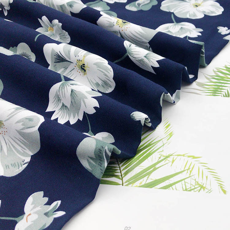 Mucho stock de diseño hermoso, precio barato 100% viscose rayon tejido impresa tela