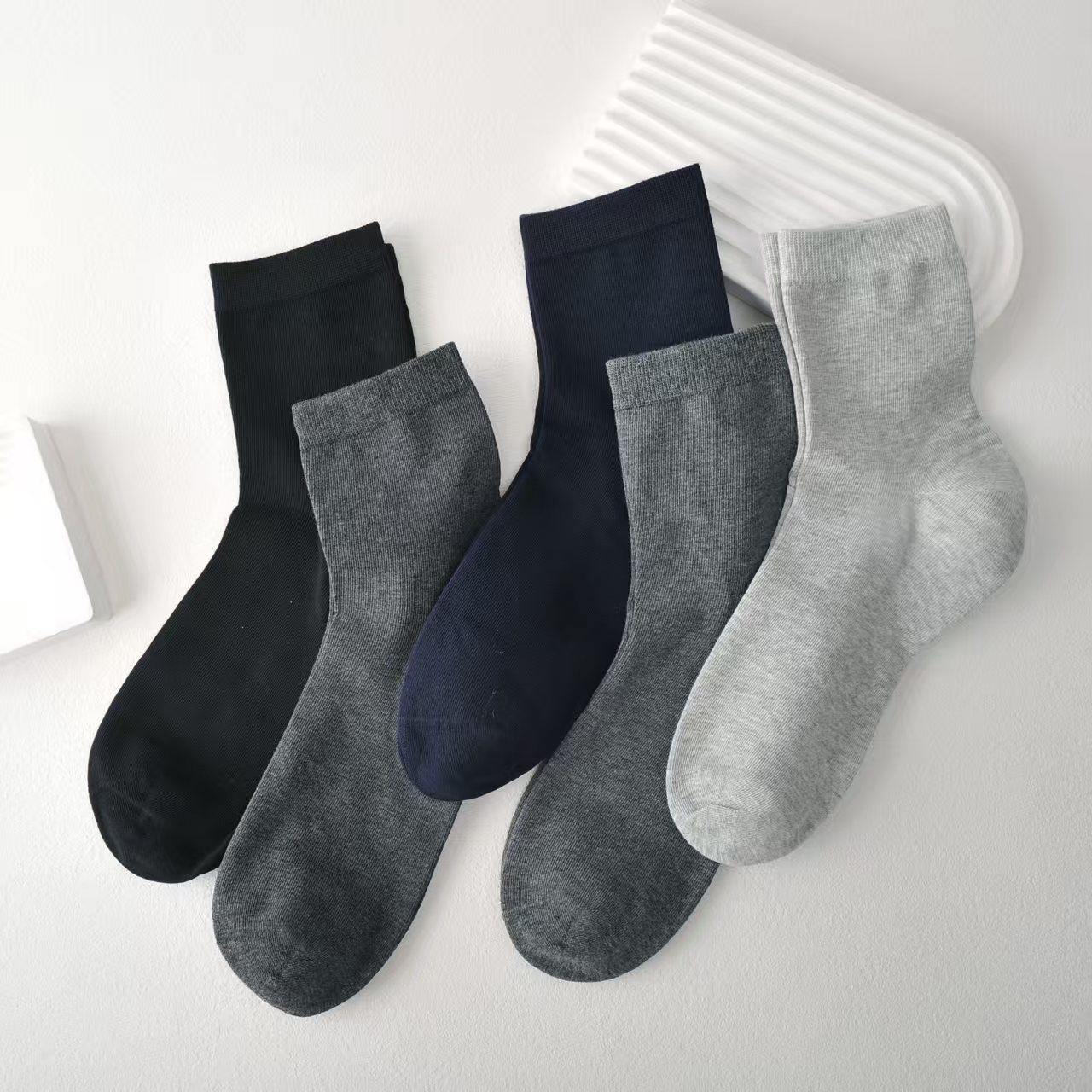 Autumn and Winter Men's Anti-Crack Socks Individually Packaged Pure Color Mid-Calf Socks Anti-Foot Crack Socks Sweat-Absorbent Combed Cotton Socks for Men