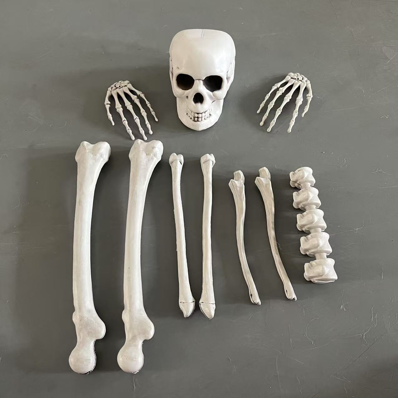 Halloween hueso de palo horrendo atmósfera props simulación cráneo decoración habitación secreta escape decoración de la casa embrujada colgante