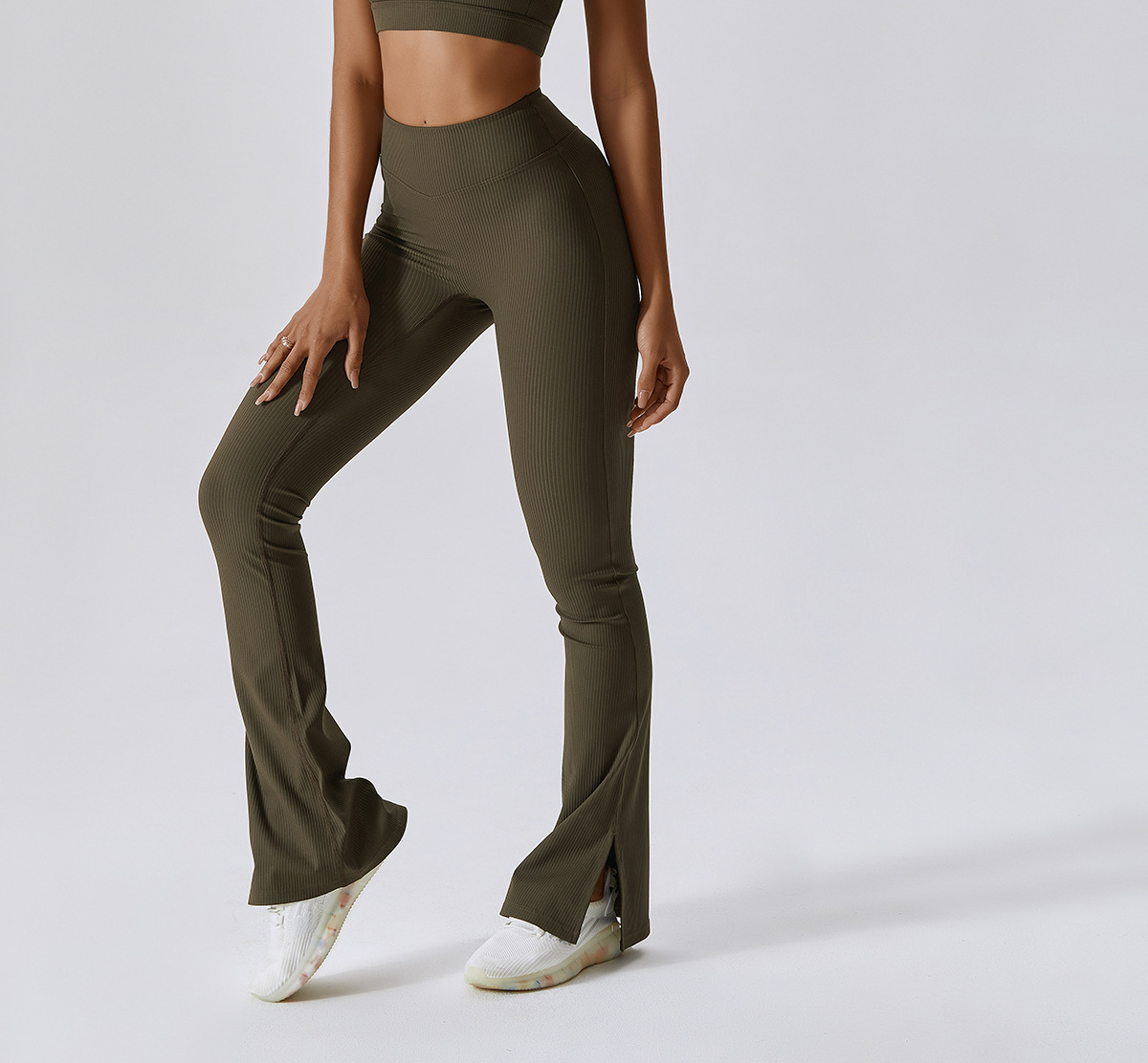 6模特展示-BCK8056-2-橄榄绿-1 (4).jpg