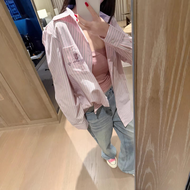 2026 Spring and Summer New Trendy Brand Pink Leather Patchwork Cross Shirt Women's Loose Back Embroidered Bf Shirt Top