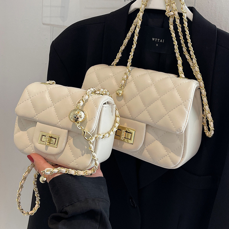 This year's popular bag women's 2024 new fashion diamond lattice chain shoulder bag high-end feeling foreign style cross-body small square bag