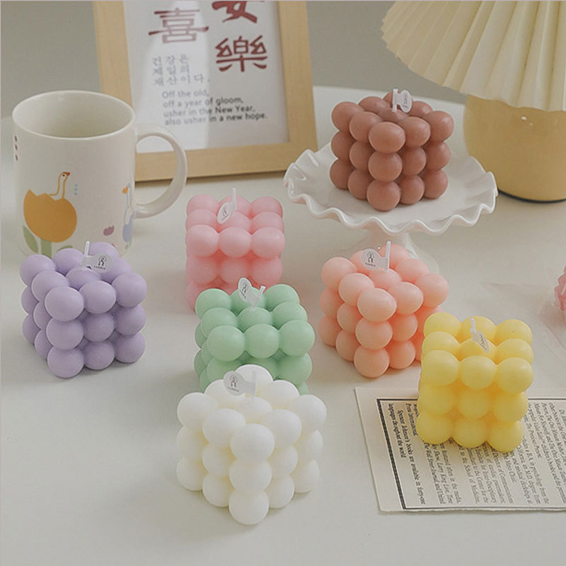 Geométrico cubo rubico perfumes al por mayor adornos para el hogar in perfumes vela de cumpleaños creativa regalo de mano