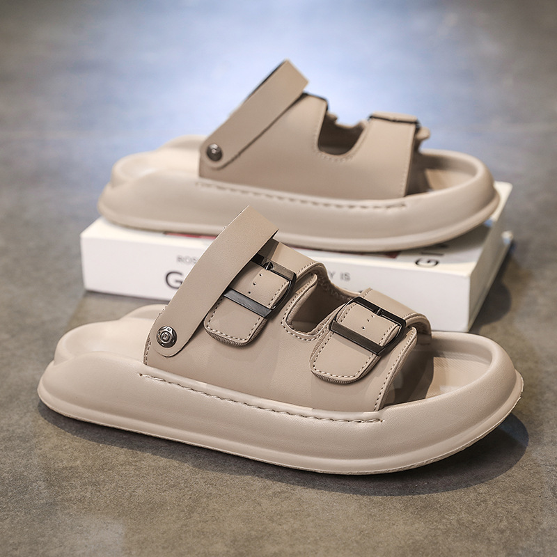 Zapatos de hombre 2025 nuevo estilo de verano de moda casual zapatos de playa suaves zapatillas de conducción para hombres