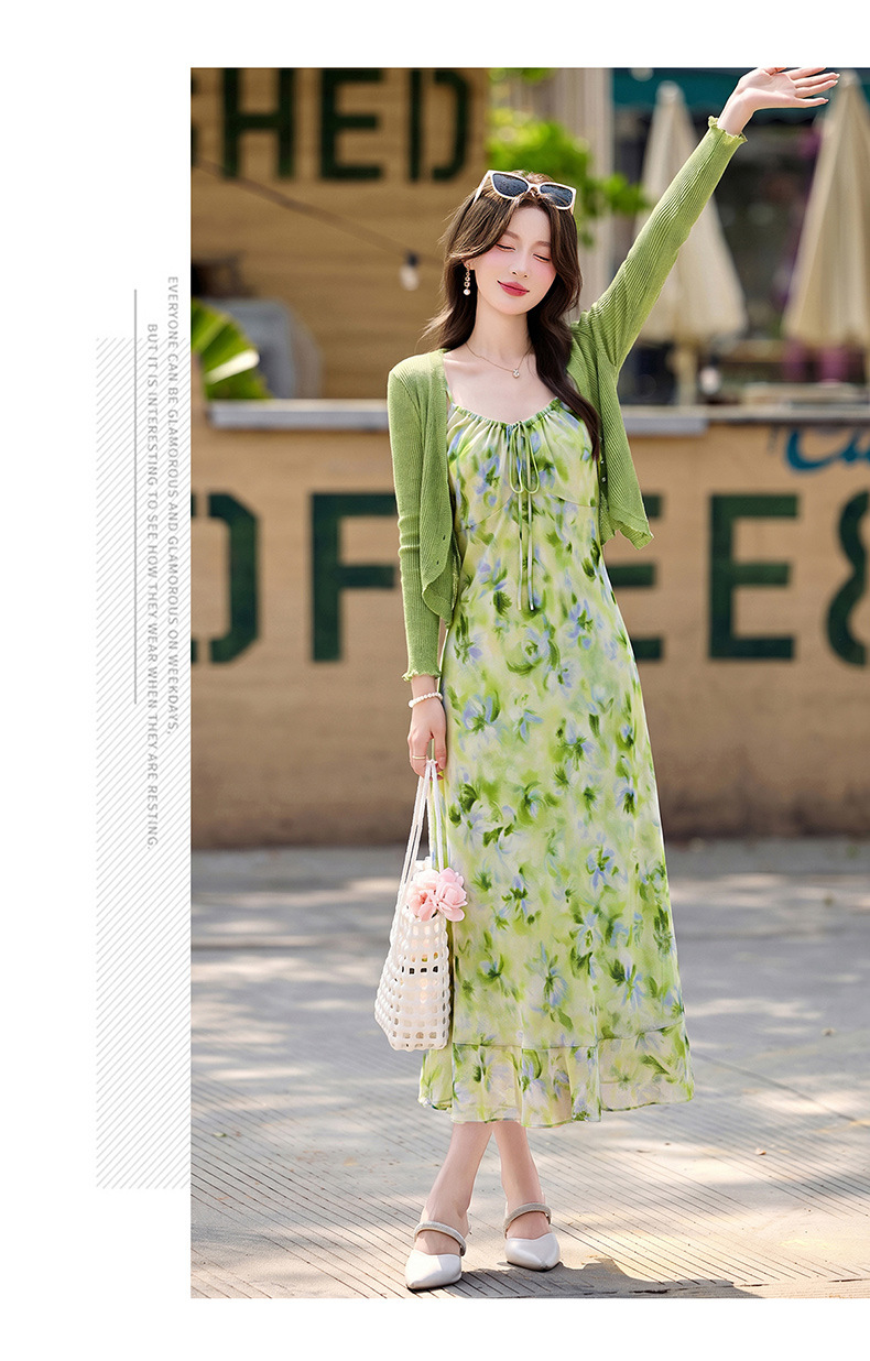 Bộ váy hai dây kèm áo khoác cardigan họa tiết hoa nhí dáng chữ A — Màu hồng, xanh lá cây chi tiết 19