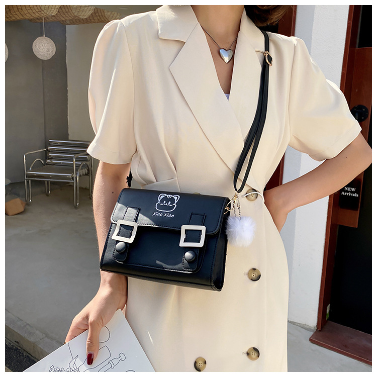 Simple Fashion Bump Surface One-shoulder Messenger Bag display picture 10