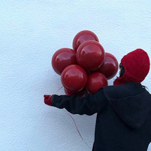 ��ɫϵ����С���黧�⹫԰��Χ�����յ�����ʽ�в�ƺ���ճ�Ƭ����