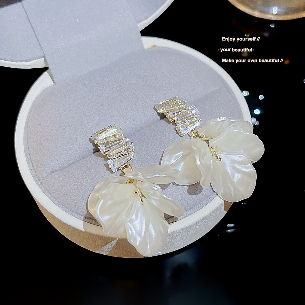 Fashionable universal sophisticated summer cute elegant fresh…