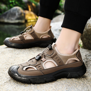 Sandals Men's Summer New Polyurethane Men's Shoes Hollow Breathable Casual Shoes Outdoor Wading Crocs Lightweight Single Shoes