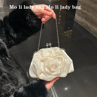 �͹�������LС�����ÿ�ɽ�軨�������۰����ְ��������Ů�����