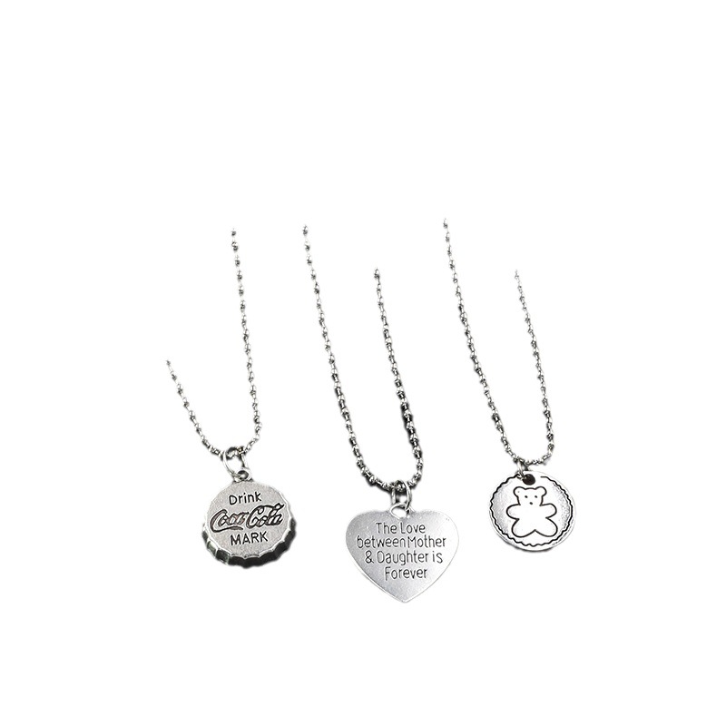Maple Leaf Pendant Necklace For Couples Korean Style Jewellery_voghion.com