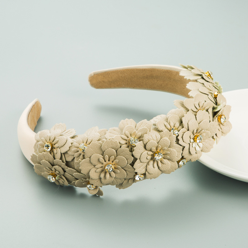 Wholesale Candy-colored Leather Diamond-studded Flower Headband Nihaojewelry display picture 4