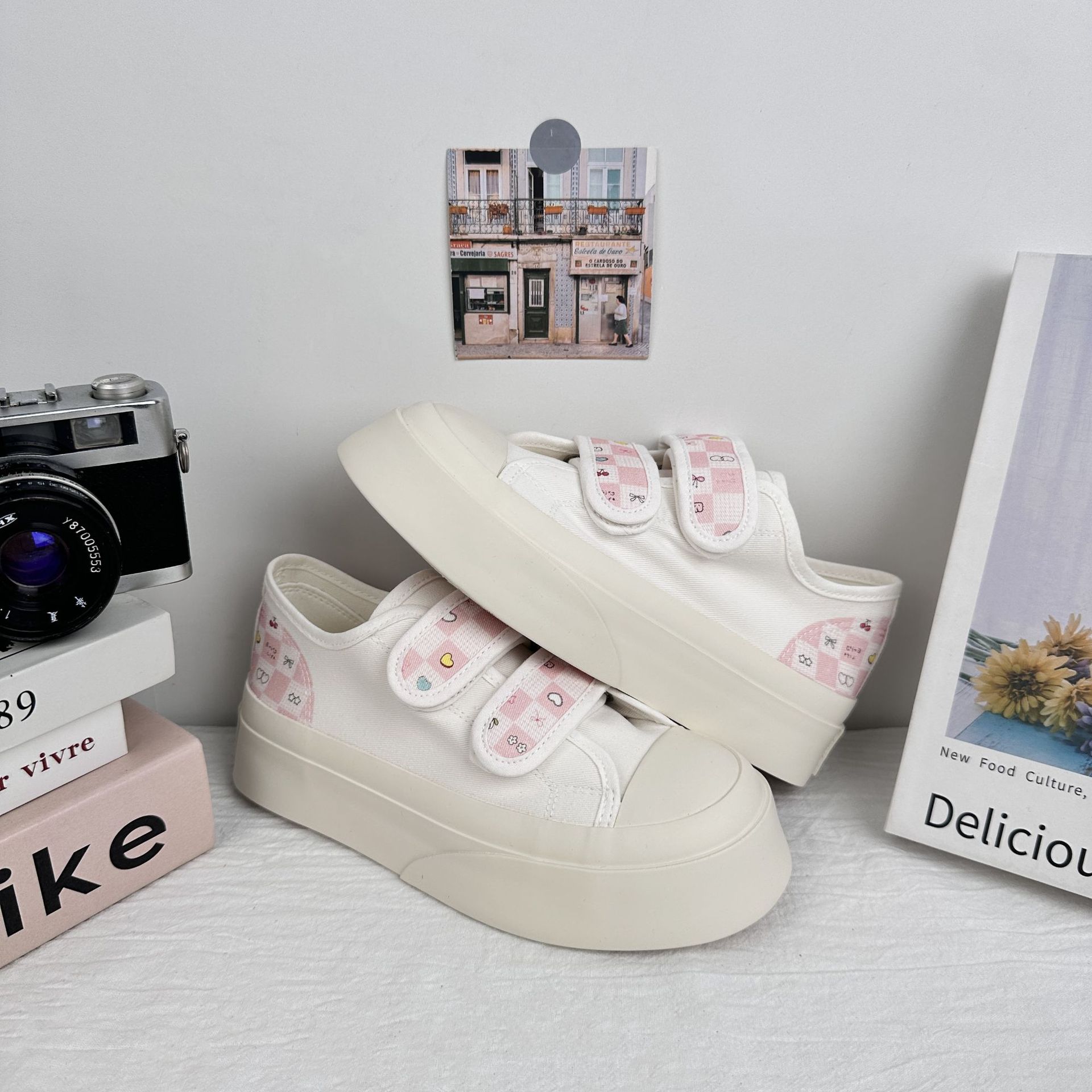 Farwave Velcro zapatos de mujer 2025 nuevos zapatos de skate casuales de verano zapatos blancos nichos zapatos de lona zapatos de bolsa