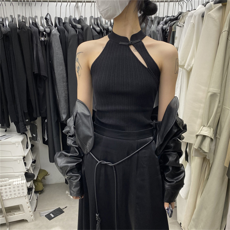 6438 Elegant and Graceful 2025 Autumn New Style New Chinese Style Buttoned Qipao Collar Slim Fit Slimming Halter Neck Vest 6438 Elegant and Graceful 2025 Autumn New Style New Chinese Style Buttoned Qipao Collar Slim Fit Slimming Halter Neck Vest