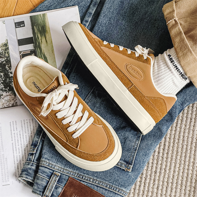 2025年新款小众秋季透气耐磨板鞋男潮运动休闲系带低帮男鞋子1536