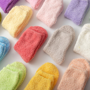 Wholesale cross-border Amazon socks men and women winter candy color women's socks mid-calf length socks coral velvet socks floor socks solid color warm