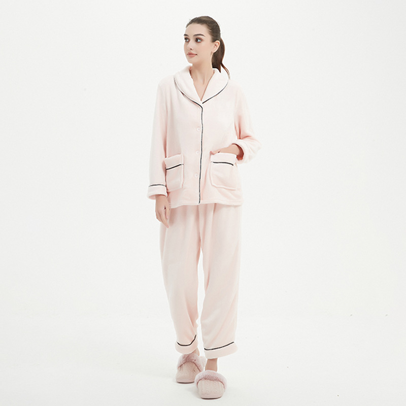 Dámské volné jednobarevné pyžamo_voghion.com