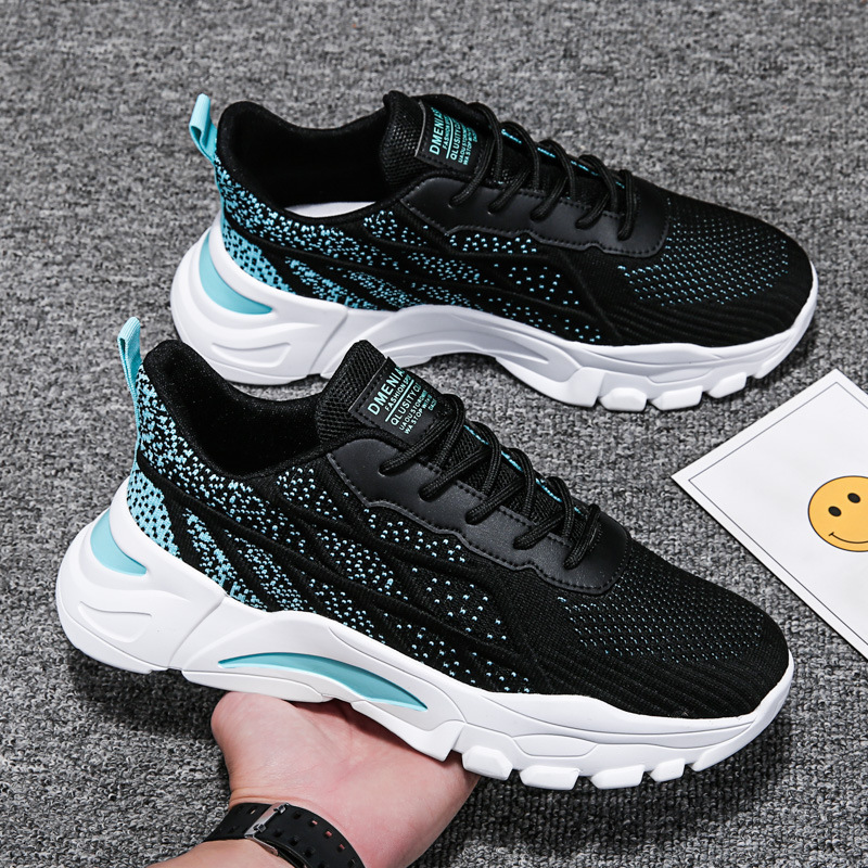 Fashionable comfortable running sneakers