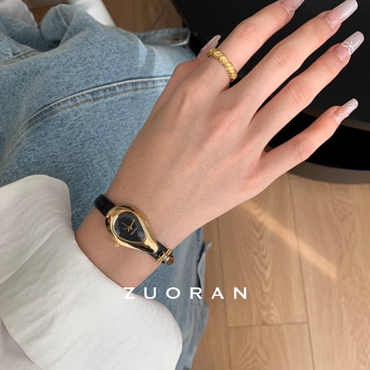 ZUORAN琵琶デザイン感文字板洗練されたファッション国風真皮小衆気質女性時計卸売り生放送02