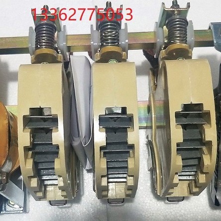 上海人民CJ12-400/3交流接触器  CJ12B-400/3 质保三年