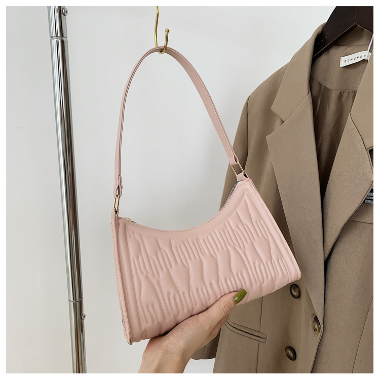 Fashion New Simple Pleated Shoulder Vintage Embroidery Thread Underarm Handbag display picture 4