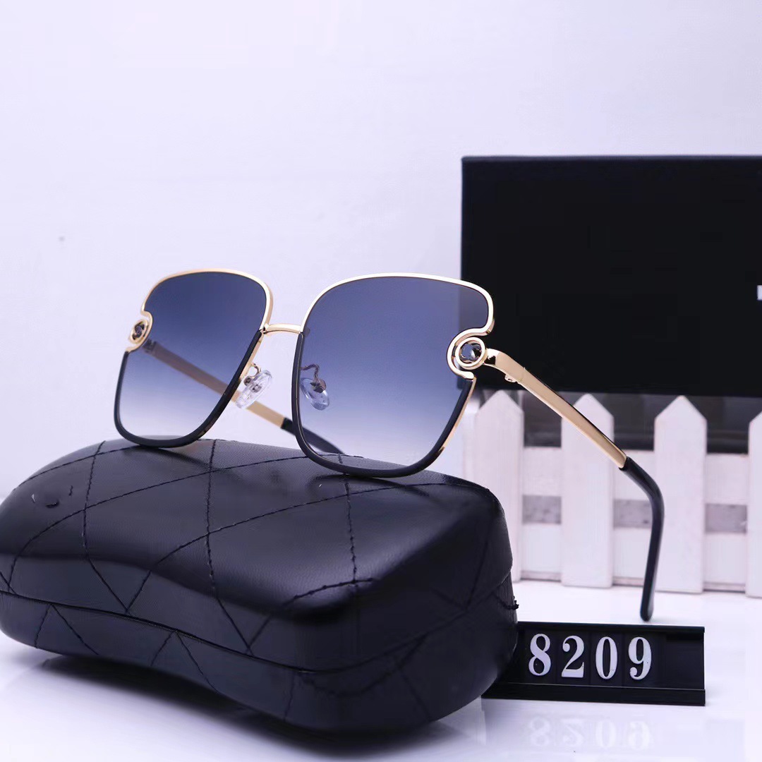 New overseas popular on the internet, men's and women's sunglasses, tourist driving glasses 8209_voghion.com