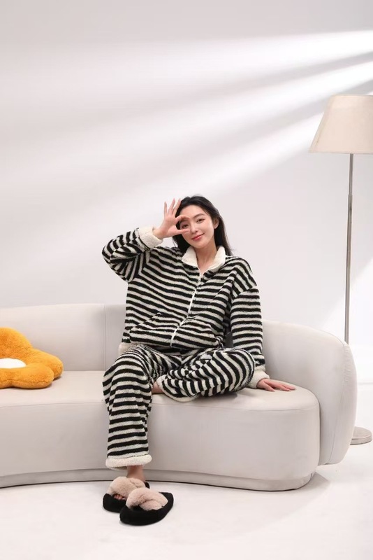 成品750克条纹连帽套装斑马条纹长袖开衫拉链连帽两件套|undefined