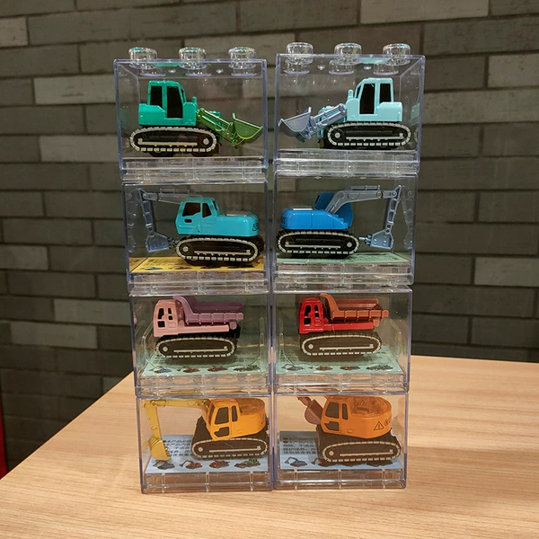 Q version project [4 random styles] with transparent display box