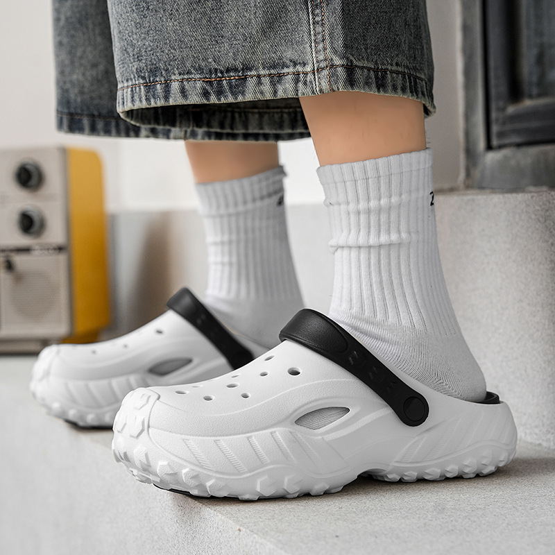 Thick-Soled Clogs, New Summer Style Men's Casual Water-Resistant Closed-Toe Slip-On Beach Shoes, Dual-Wear Breathable Sandals for Men