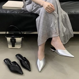 女式时装单鞋;女式皮靴;高跟凉鞋