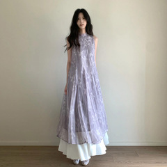 清冷感度假风无袖背心连衣裙子女夏季2025新款法式紫色鸢尾花长裙